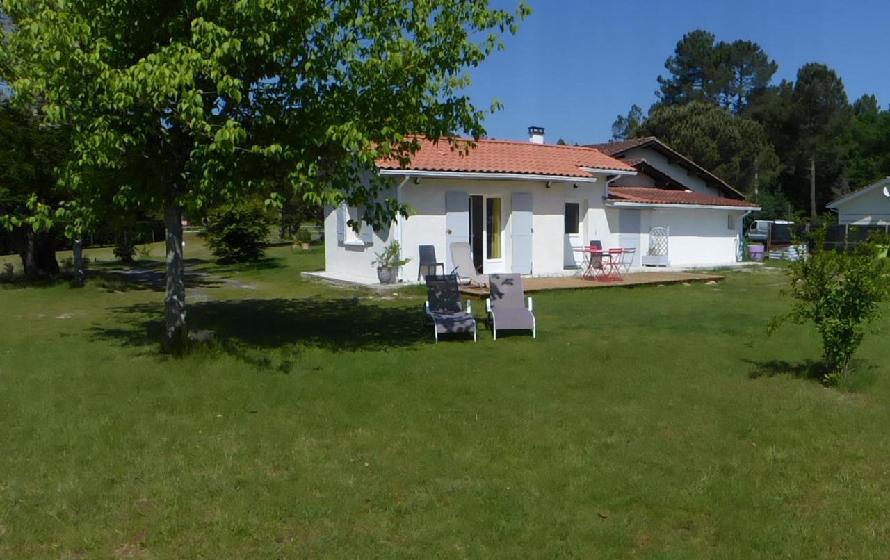 Les Rouges Gorges Bed & Breakfast Lugos ภายนอก รูปภาพ