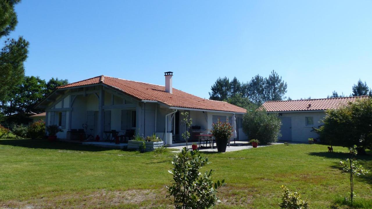 Les Rouges Gorges Bed & Breakfast Lugos ภายนอก รูปภาพ