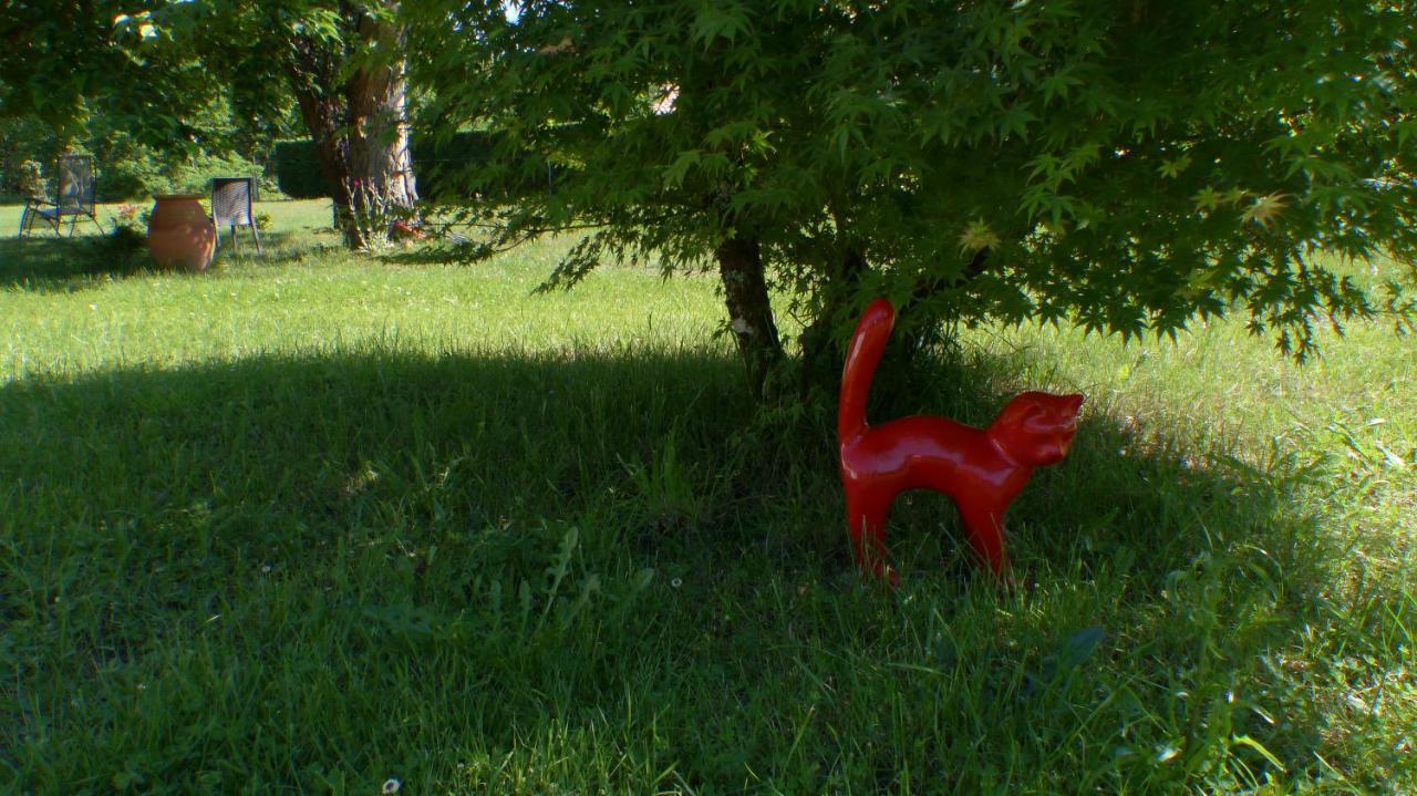 Les Rouges Gorges Bed & Breakfast Lugos ภายนอก รูปภาพ